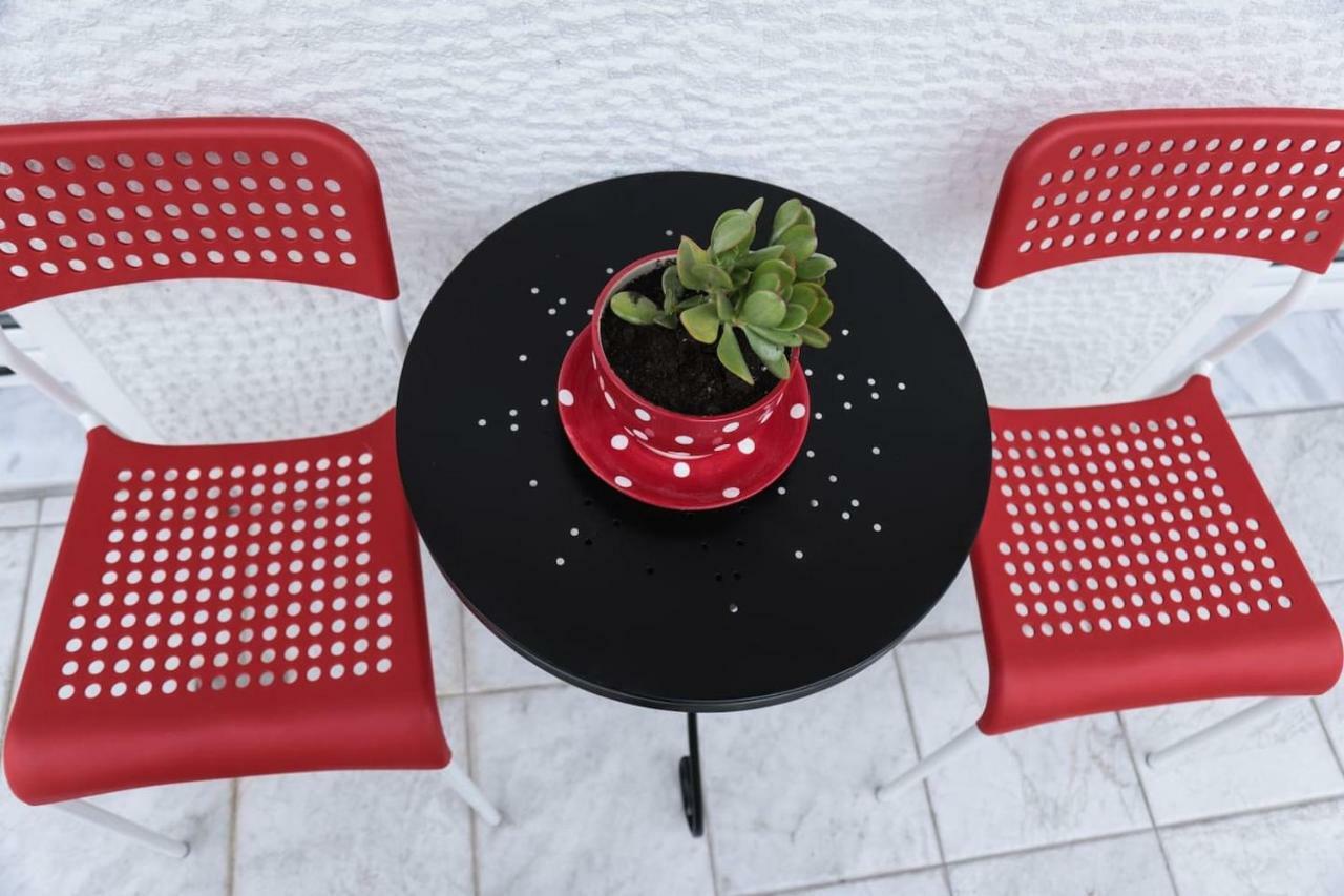 Think Home, Exploring The Center Of Tesalonika Bagian luar foto